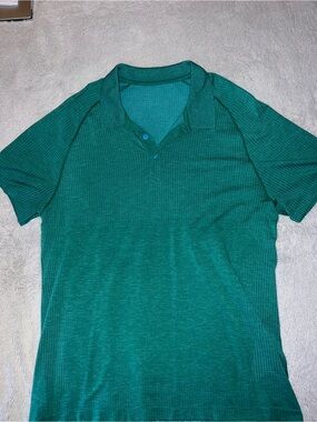 Men's Lululemon Extra Large Emerald Green Polo Shirt - Breathable Casual Tee